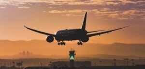 Read more about the article Airlines Halt Gulf Flights Amid Mounting Middle East Tensions